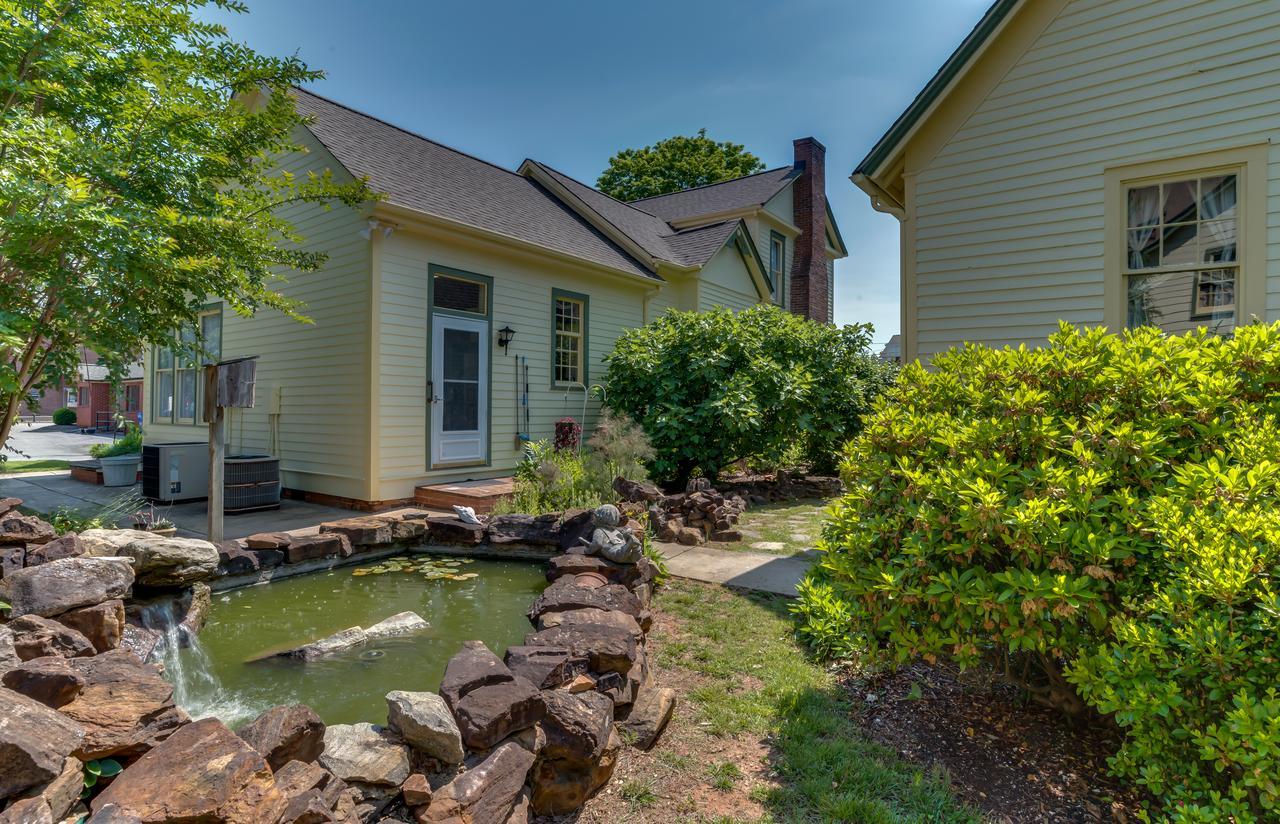 Carrier Houses Bed & Breakfast Rutherfordton Ngoại thất bức ảnh